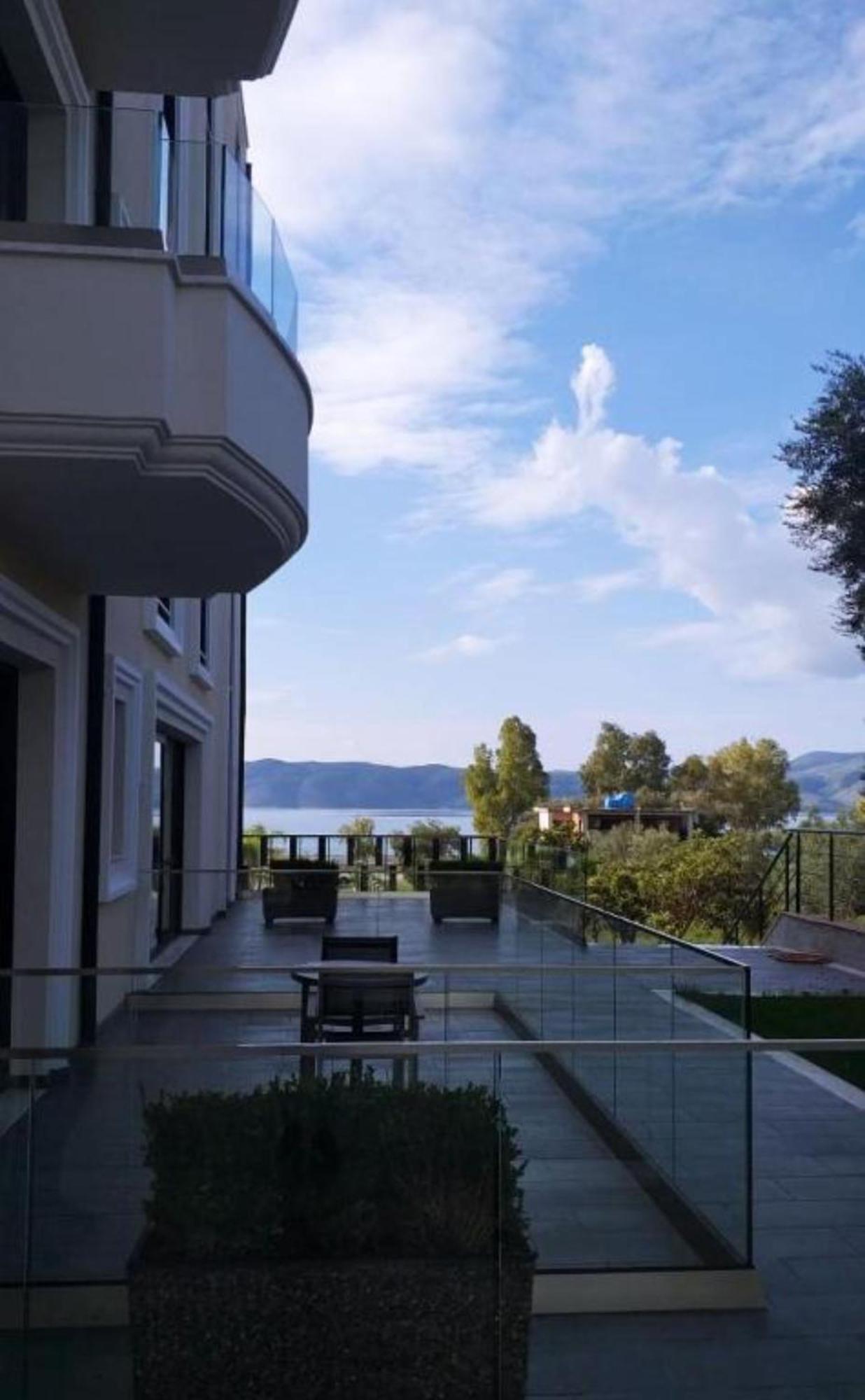 A&G Hotel Radhime Exterior photo