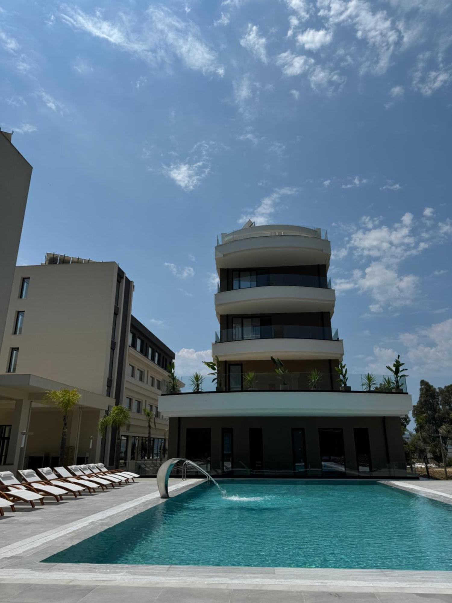 A&G Hotel Radhime Exterior photo