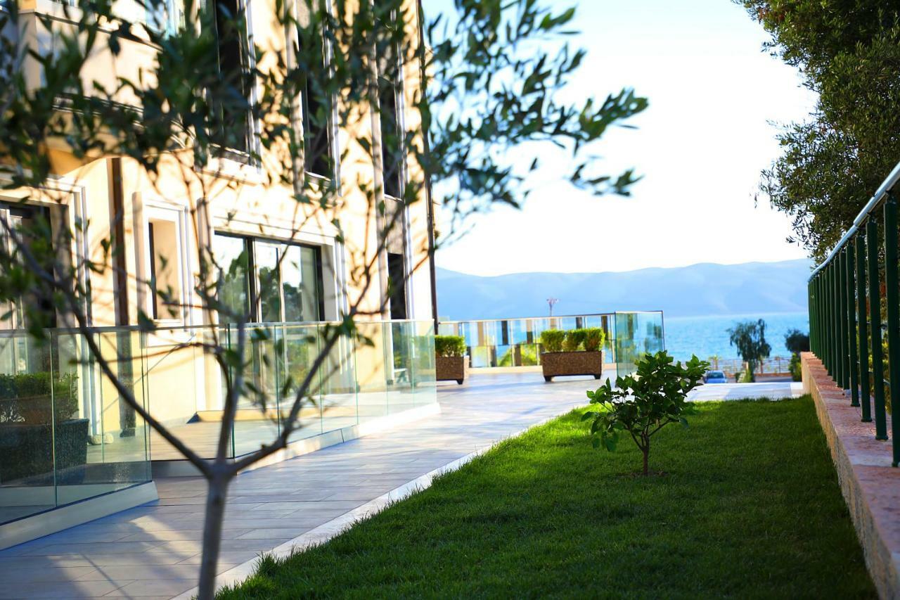 A&G Hotel Radhime Exterior photo