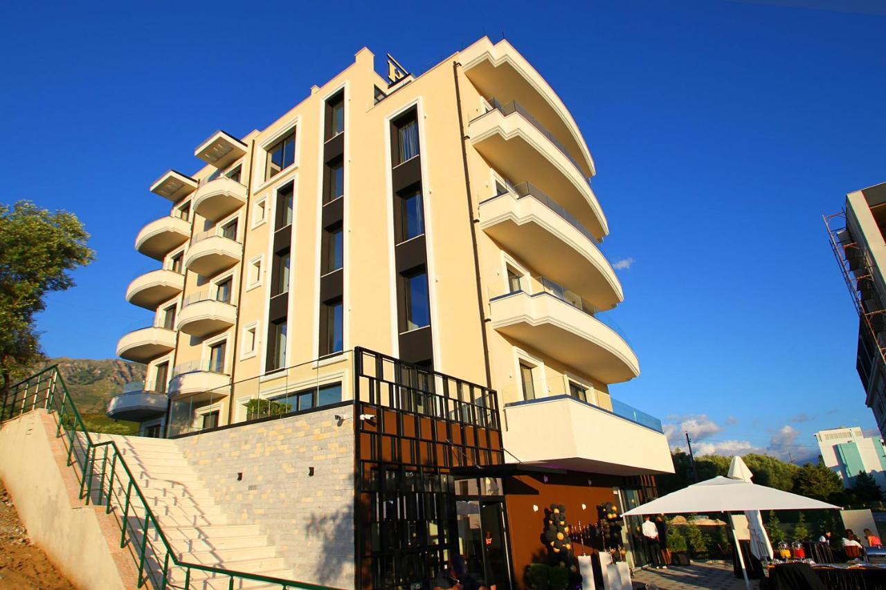 A&G Hotel Radhime Exterior photo